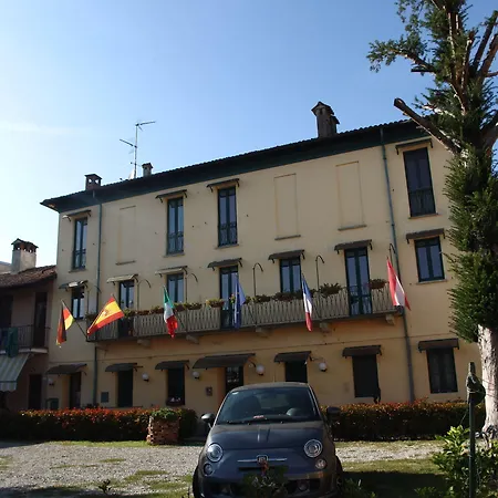Отель Duca Di Tromello